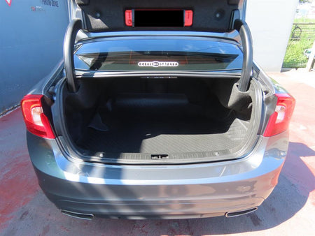 Volvo S60 — photo 05
