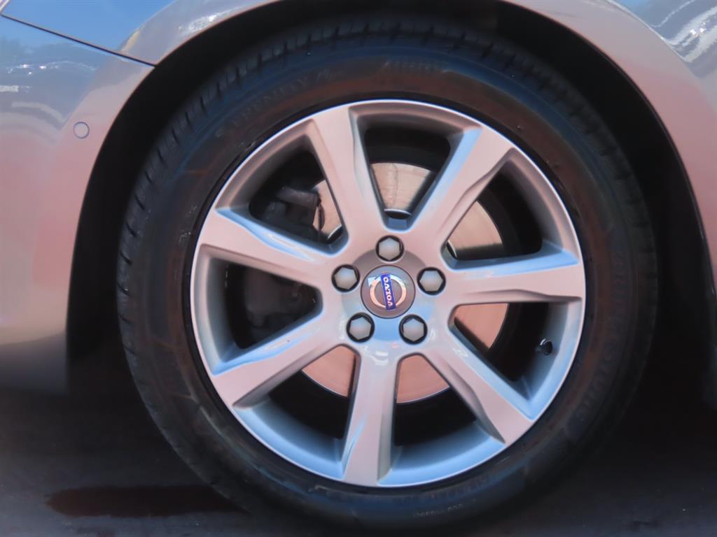 Volvo S60 — photo 20