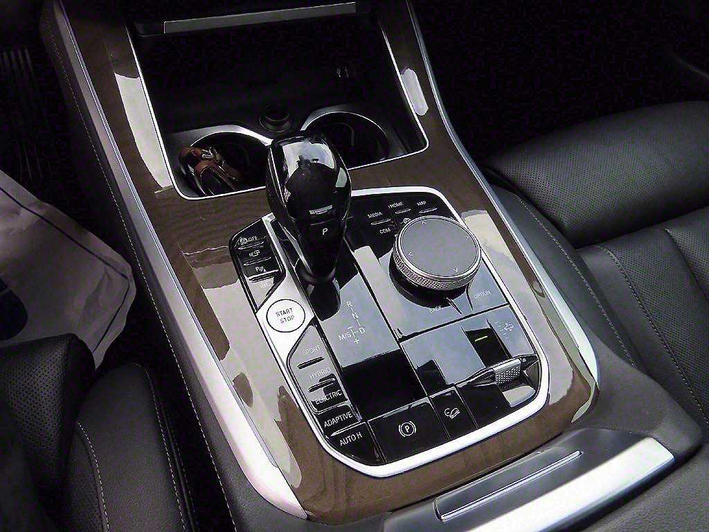 BMW X5 — photo 11