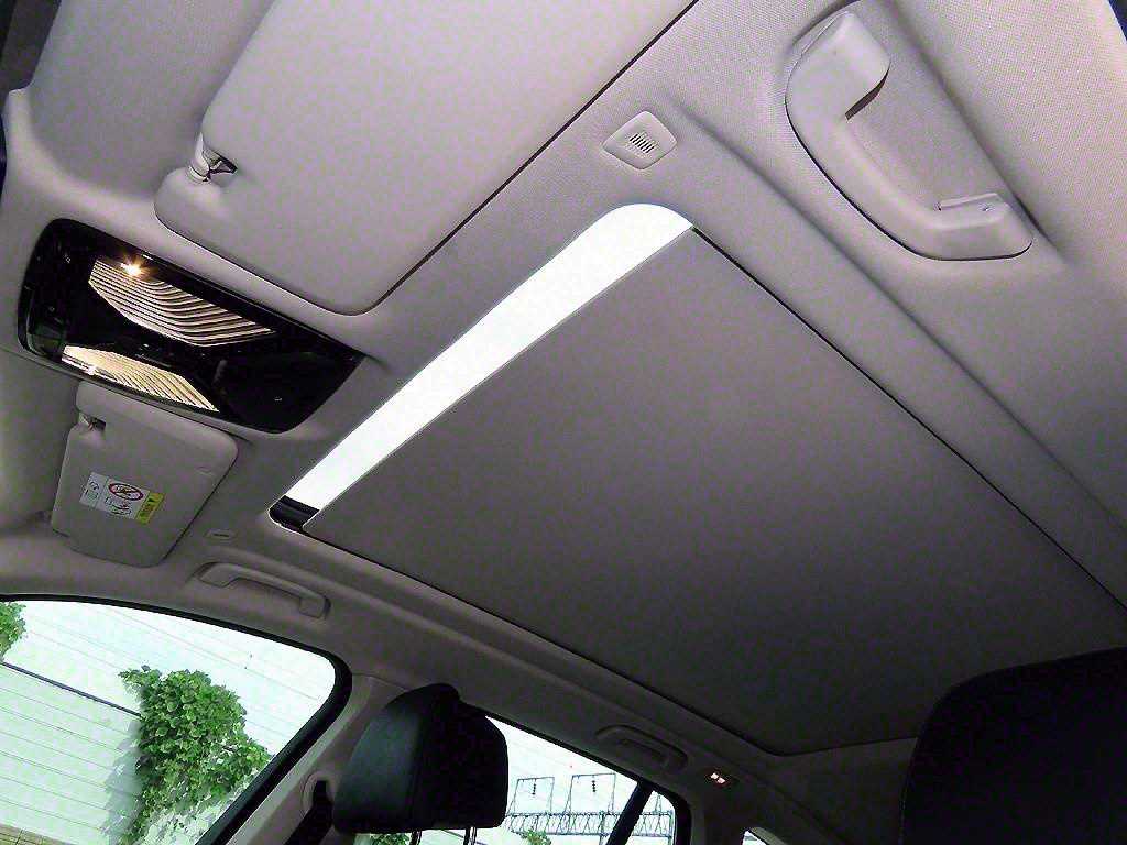 BMW X5 — photo 16