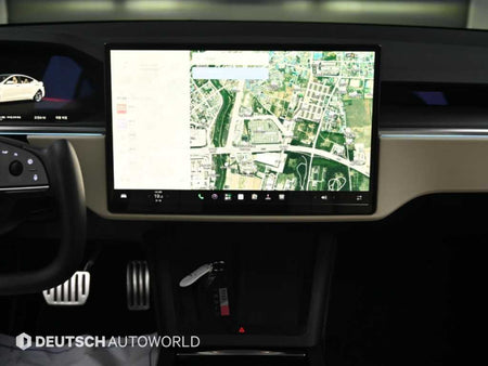 Tesla Model S — photo 14
