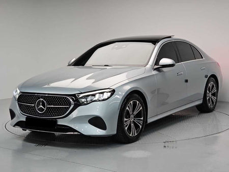 Mercedes-Benz E-Class — photo 01
