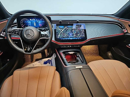 Mercedes-Benz E-Class — photo 07