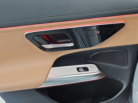 Mercedes-Benz E-Class — photo 13