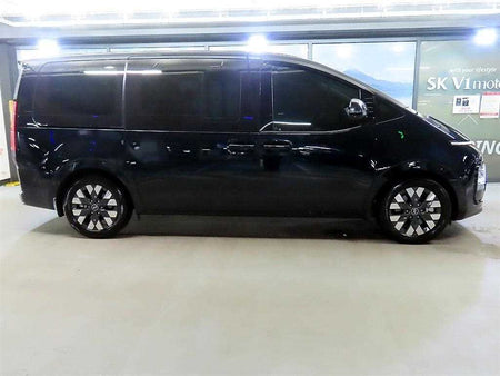Hyundai Staria — photo 03