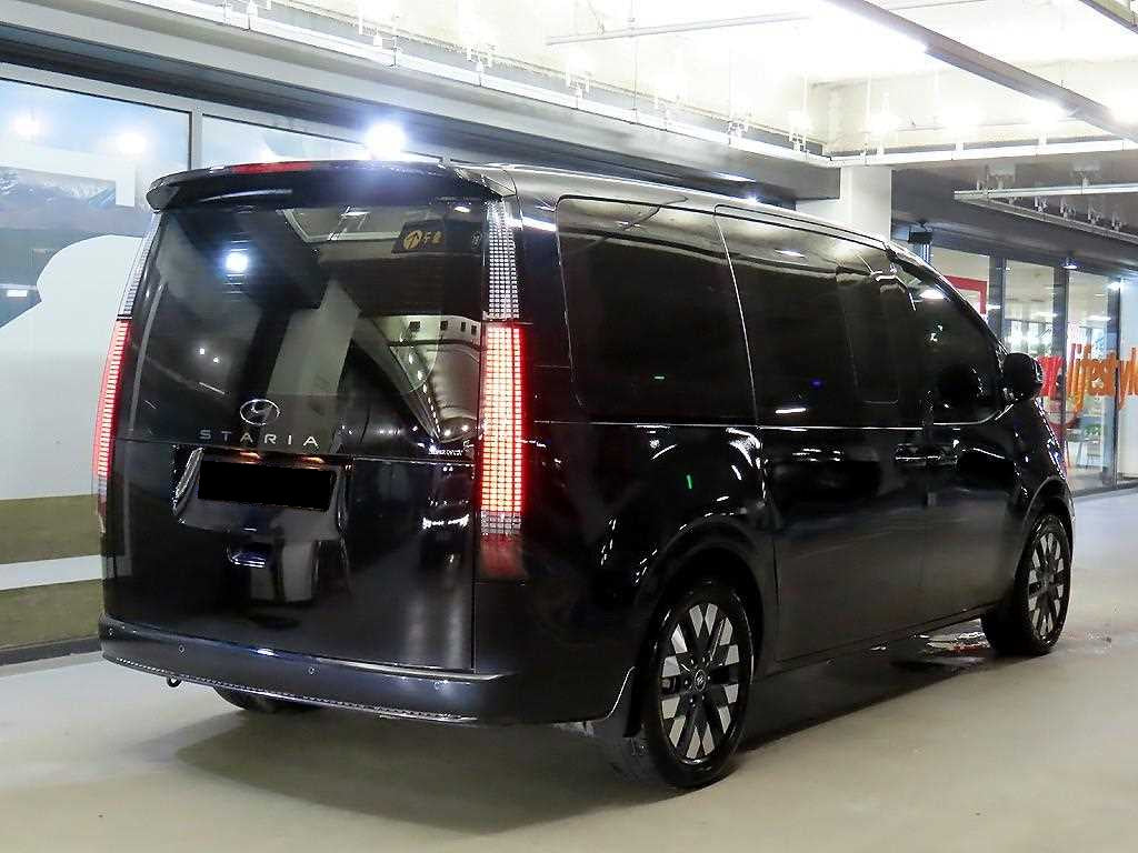 Hyundai Staria — photo 04