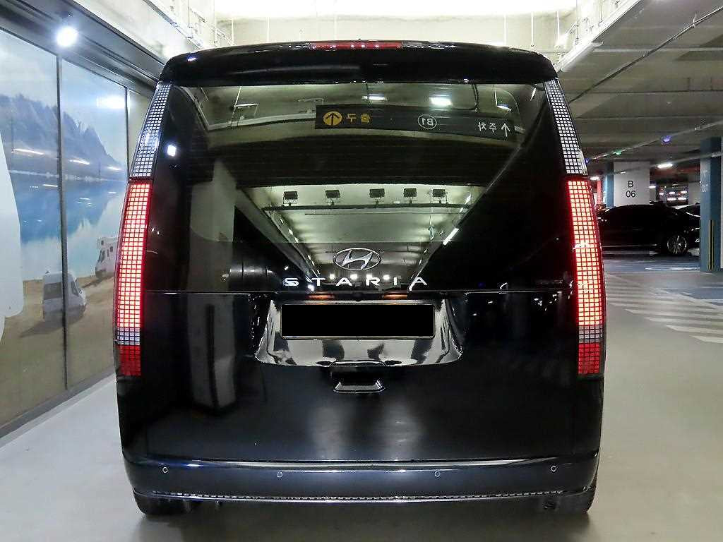 Hyundai Staria — photo 05