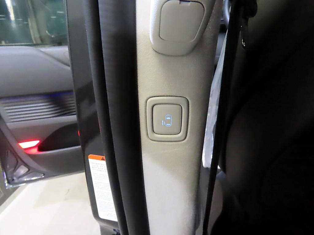 Hyundai Staria — photo 14
