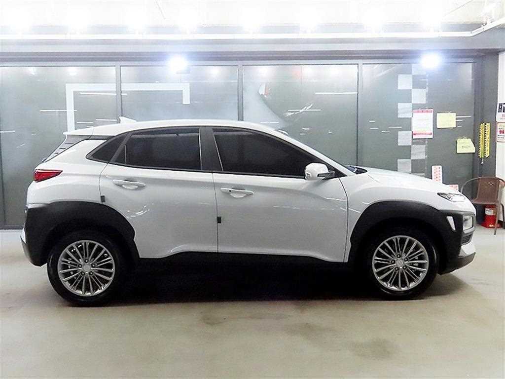 Hyundai Kona — photo 03