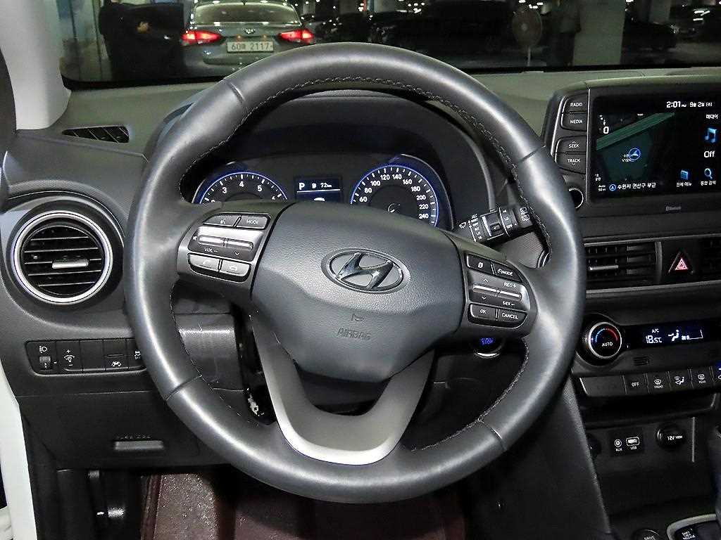 Hyundai Kona — photo 08
