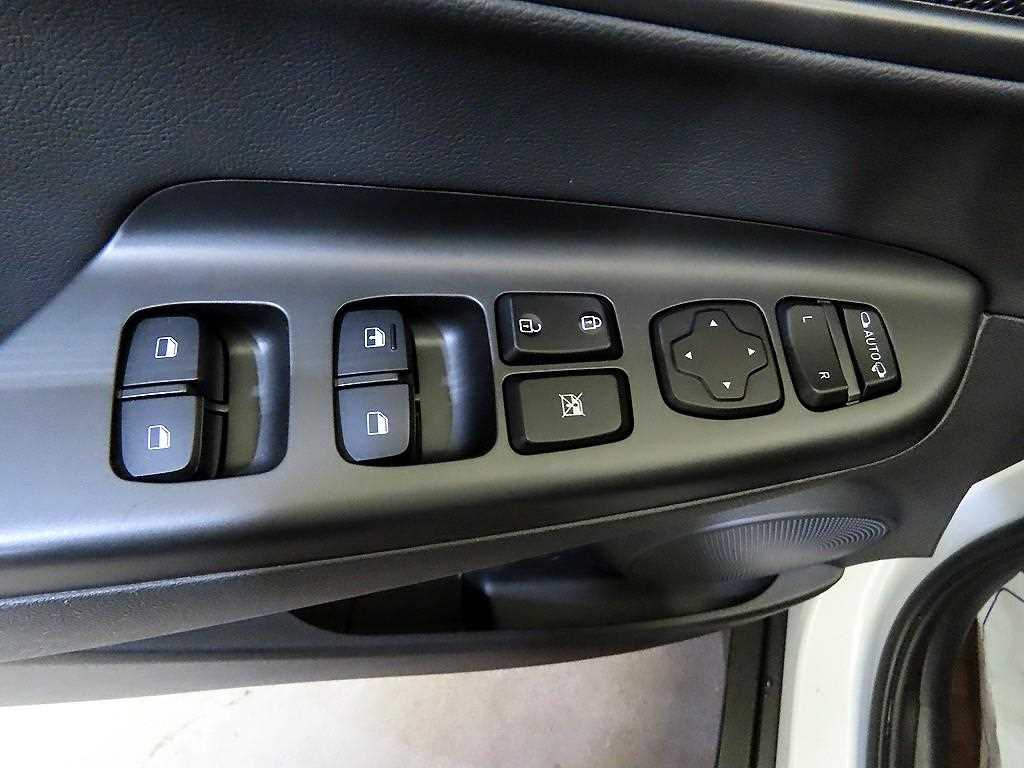 Hyundai Kona — photo 13