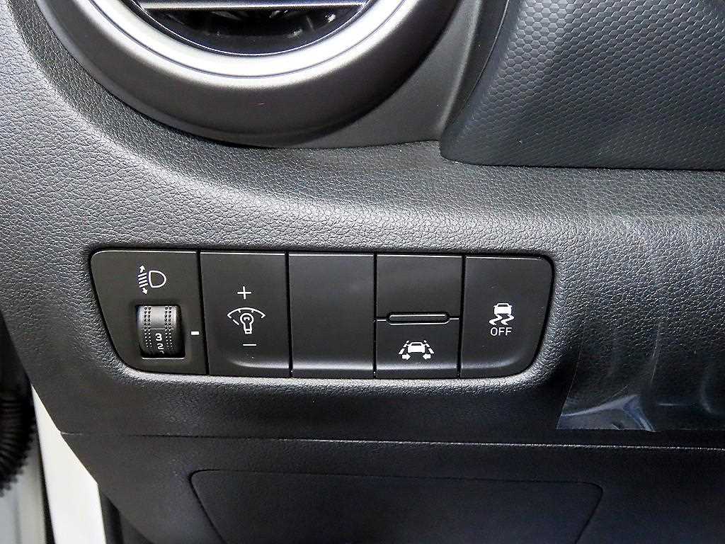 Hyundai Kona — photo 14