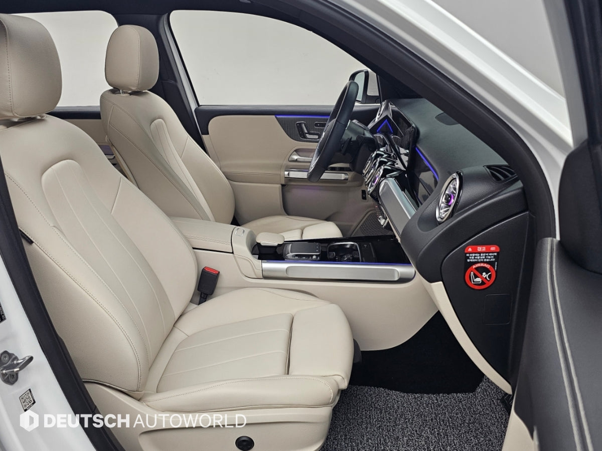 Mercedes-Benz GLB-Class — photo 10