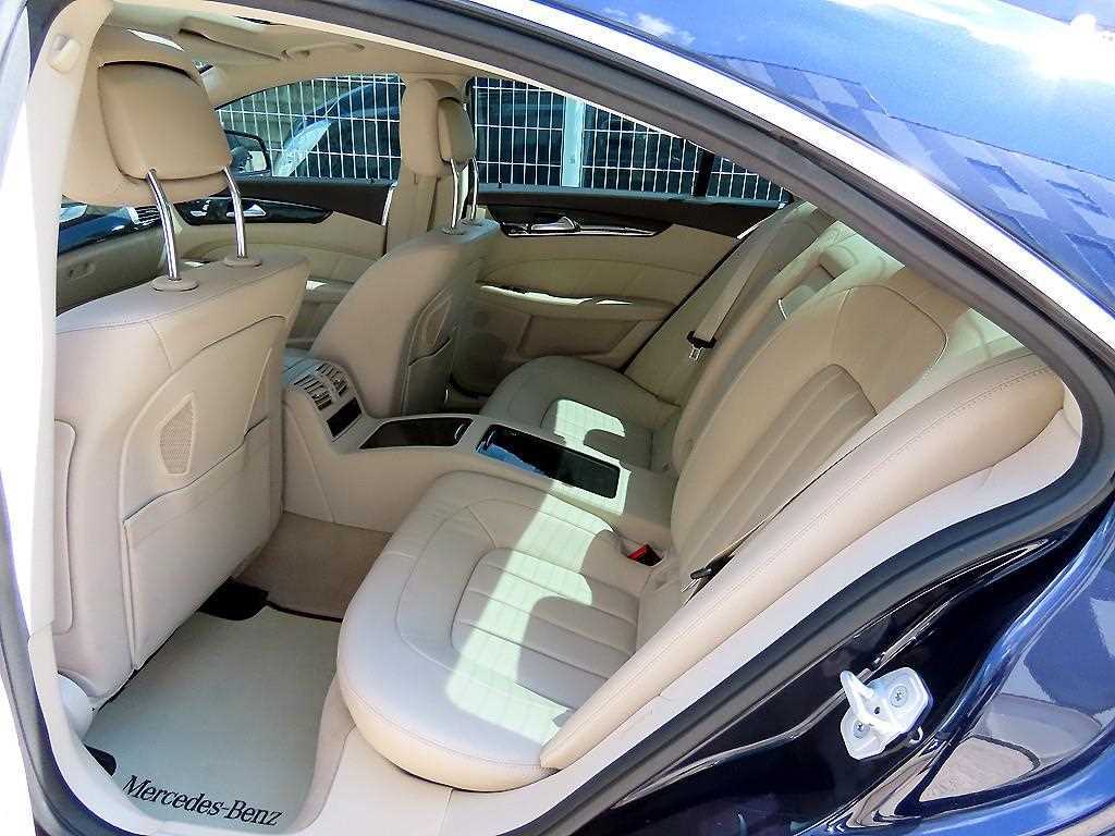 Mercedes-Benz CLS-Class — photo 06