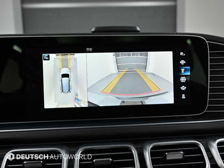 Mercedes-Benz GLS-Class — photo 15