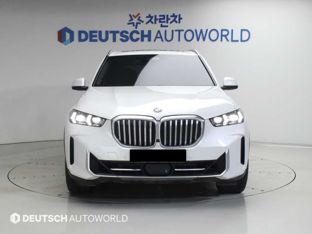 BMW X5 — photo 03