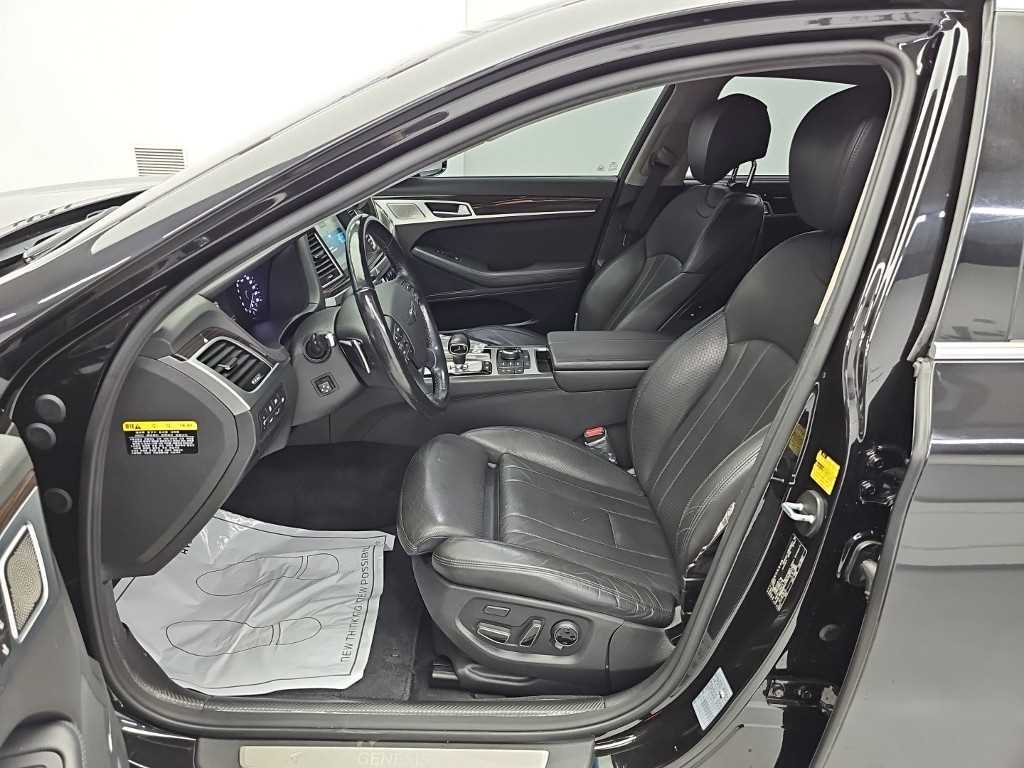 Genesis G80 — photo 11