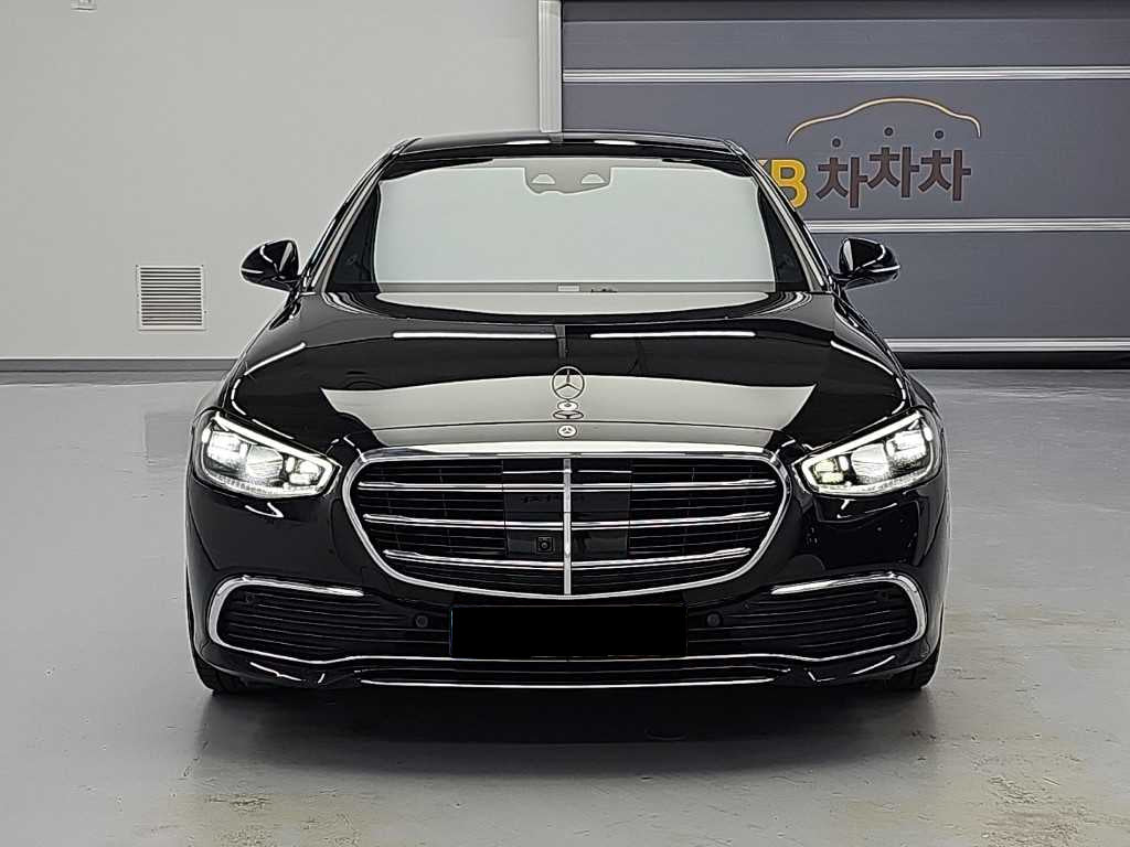 Mercedes-Benz S-Class — photo 02