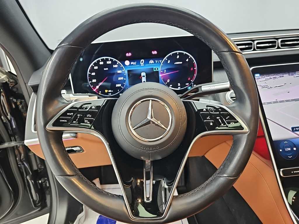 Mercedes-Benz S-Class — photo 09