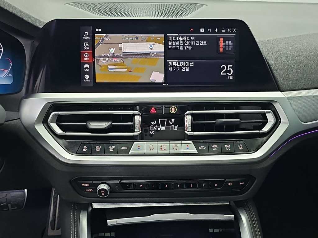 BMW 4-Series — photo 10