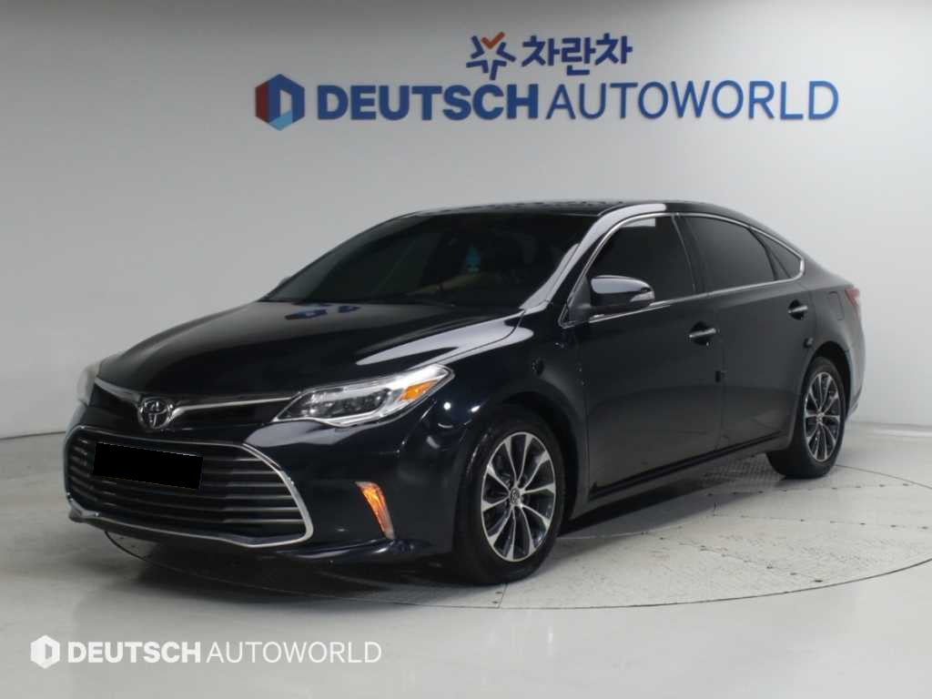 Toyota Avalon — photo 01
