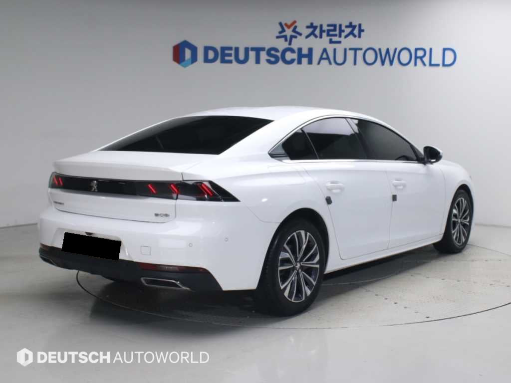 Peugeot 508 — photo 02