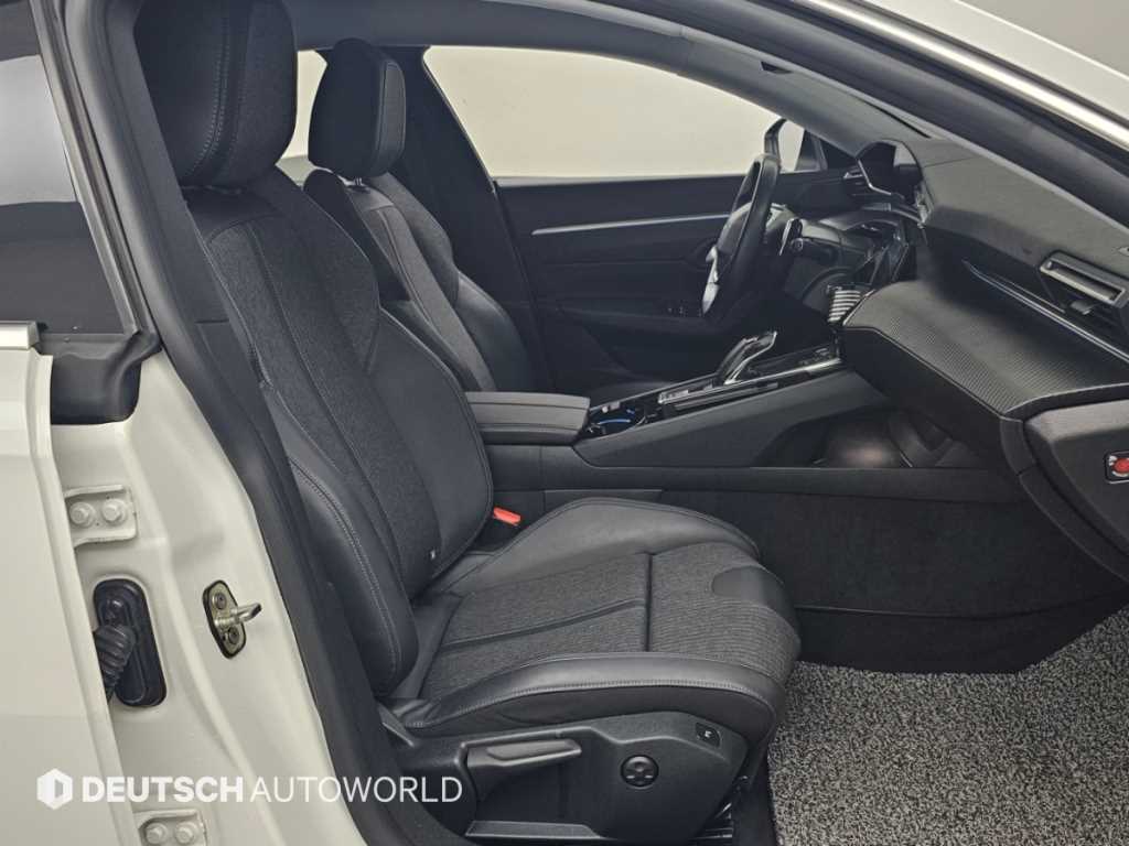 Peugeot 508 — photo 10