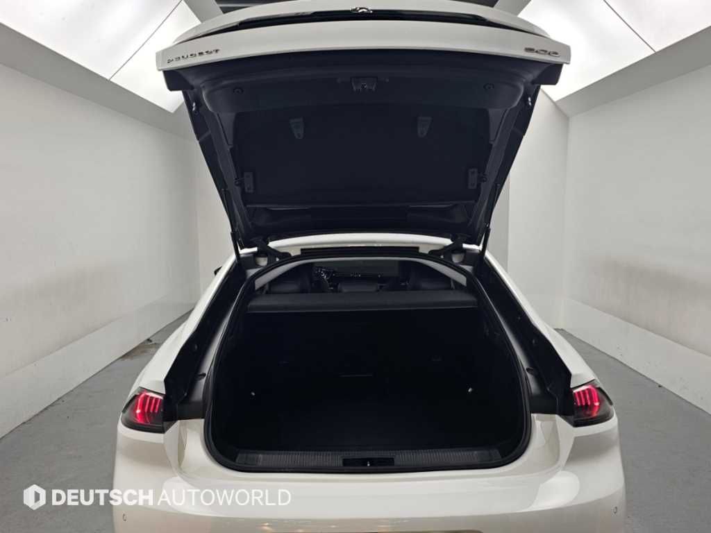 Peugeot 508 — photo 19