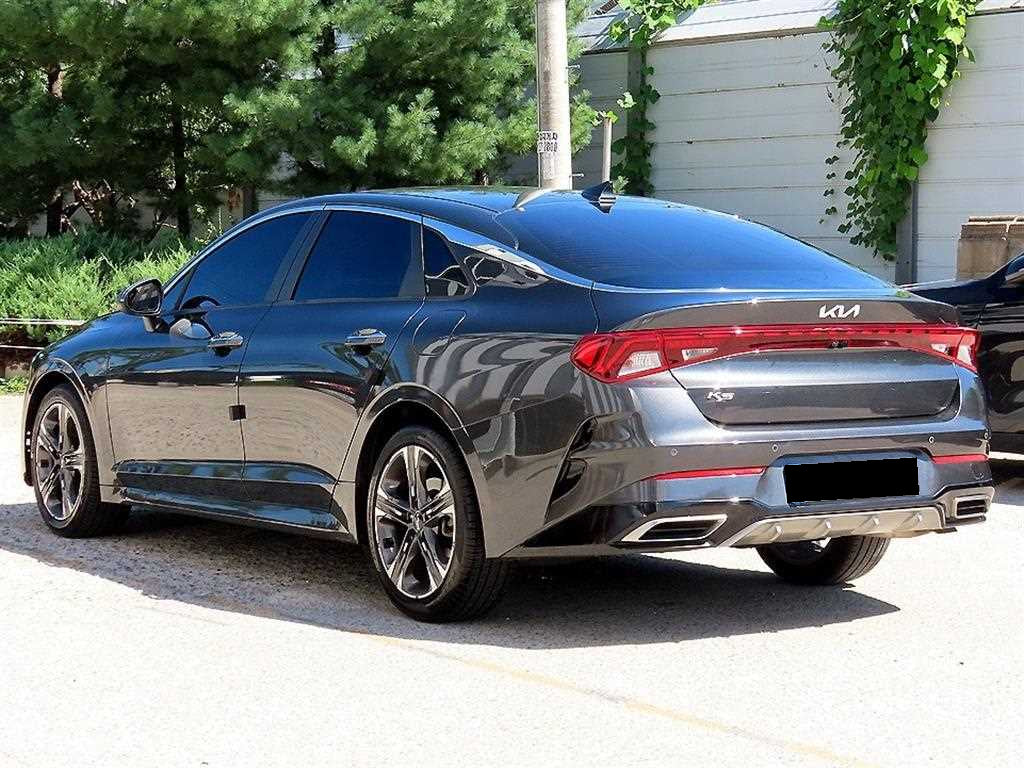 Kia K5 — photo 03