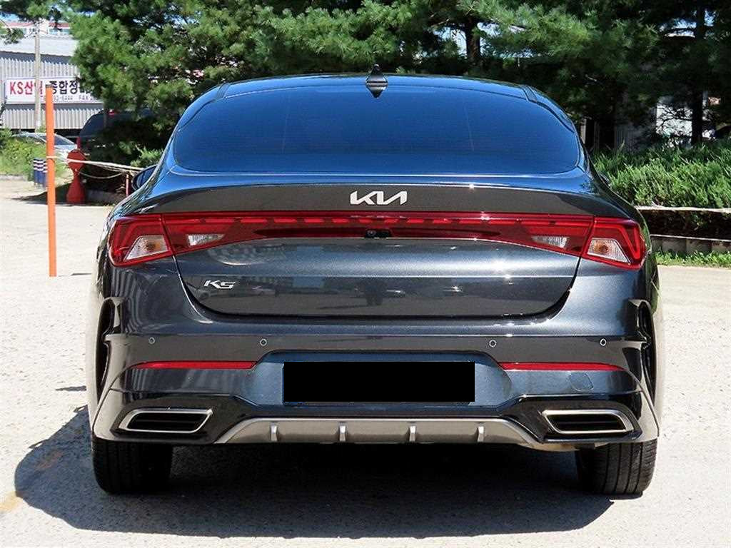 Kia K5 — photo 04