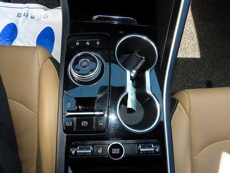 Kia K5 — photo 10