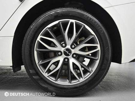 Kia K5 — photo 05