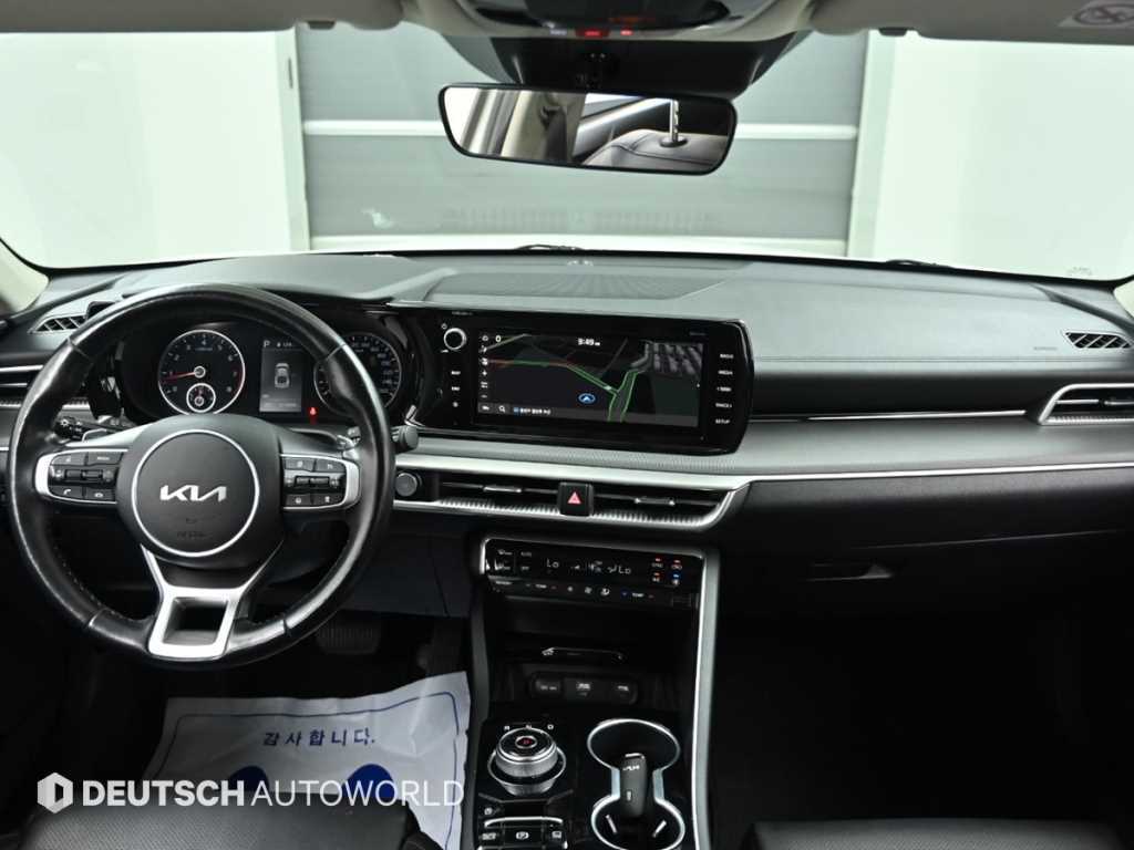 Kia K5 — photo 07