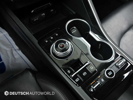Kia K5 — photo 09