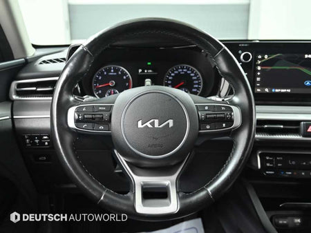 Kia K5 — photo 13