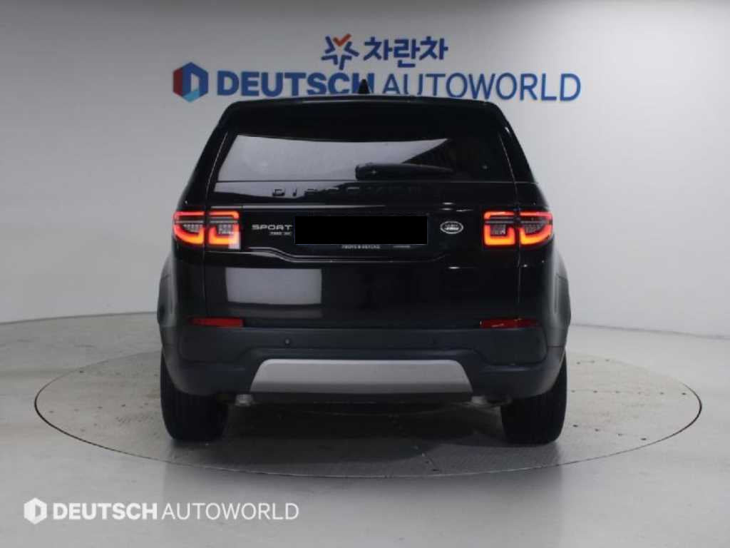 Land Rover Discovery Sport — photo 04