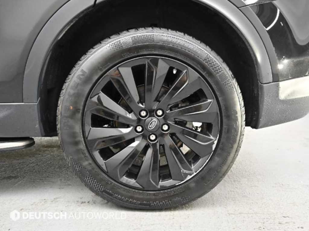 Land Rover Discovery Sport — photo 05