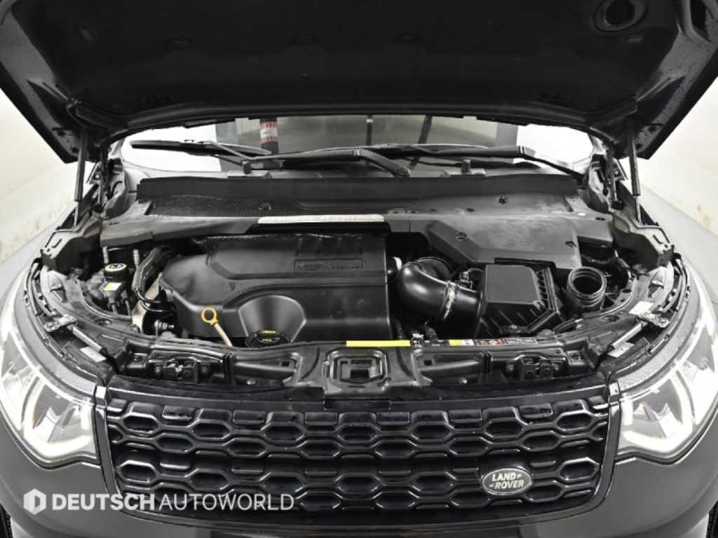 Land Rover Discovery Sport — photo 06