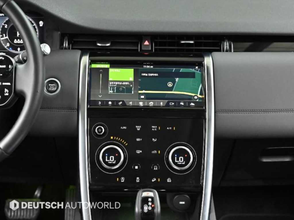 Land Rover Discovery Sport — photo 14