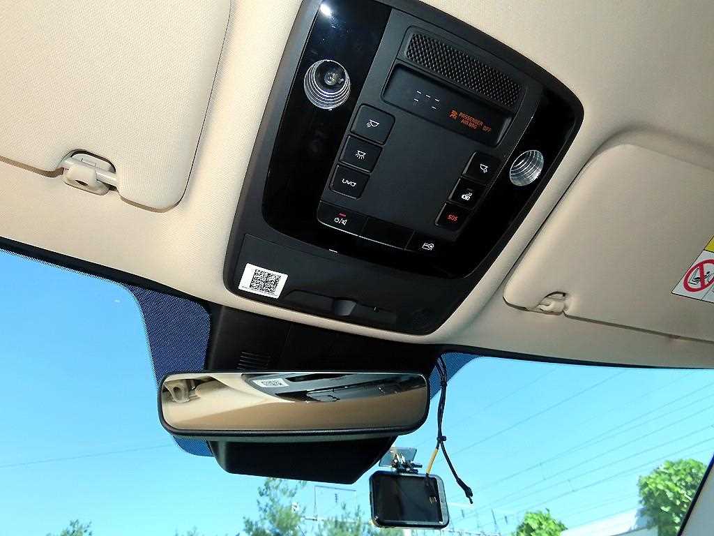 Kia Carnival — photo 15