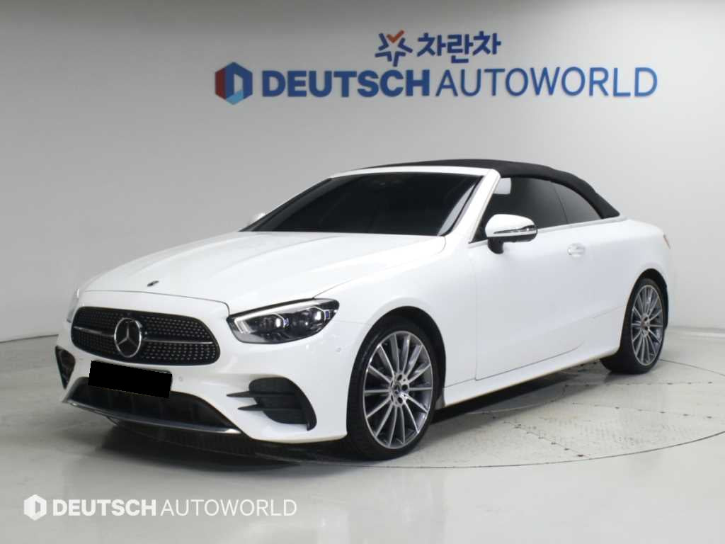 Mercedes-Benz E-Class — photo 01