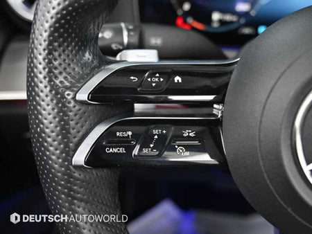 Mercedes-Benz E-Class — photo 16