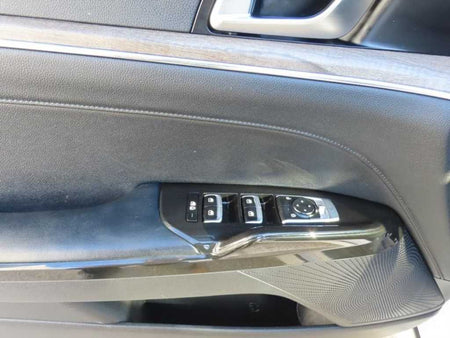 Kia K5 — photo 06