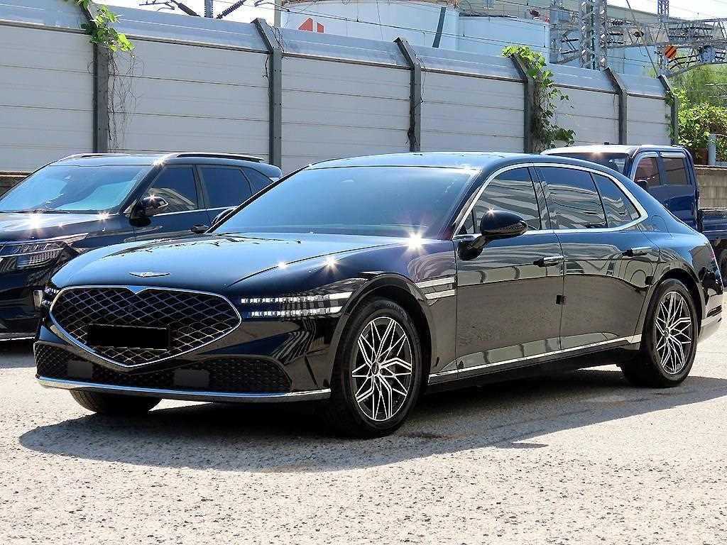 Genesis G90 — photo 02