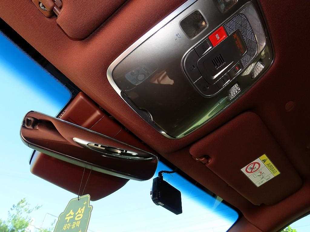 Genesis G90 — photo 15