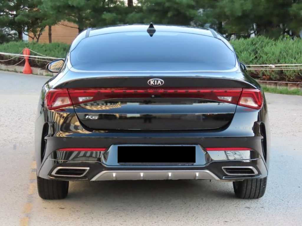 Kia K5 — photo 04