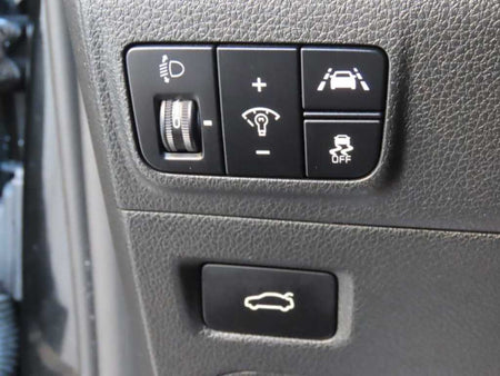 Kia K5 — photo 11