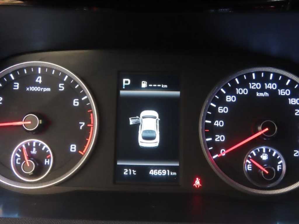 Kia K5 — photo 12