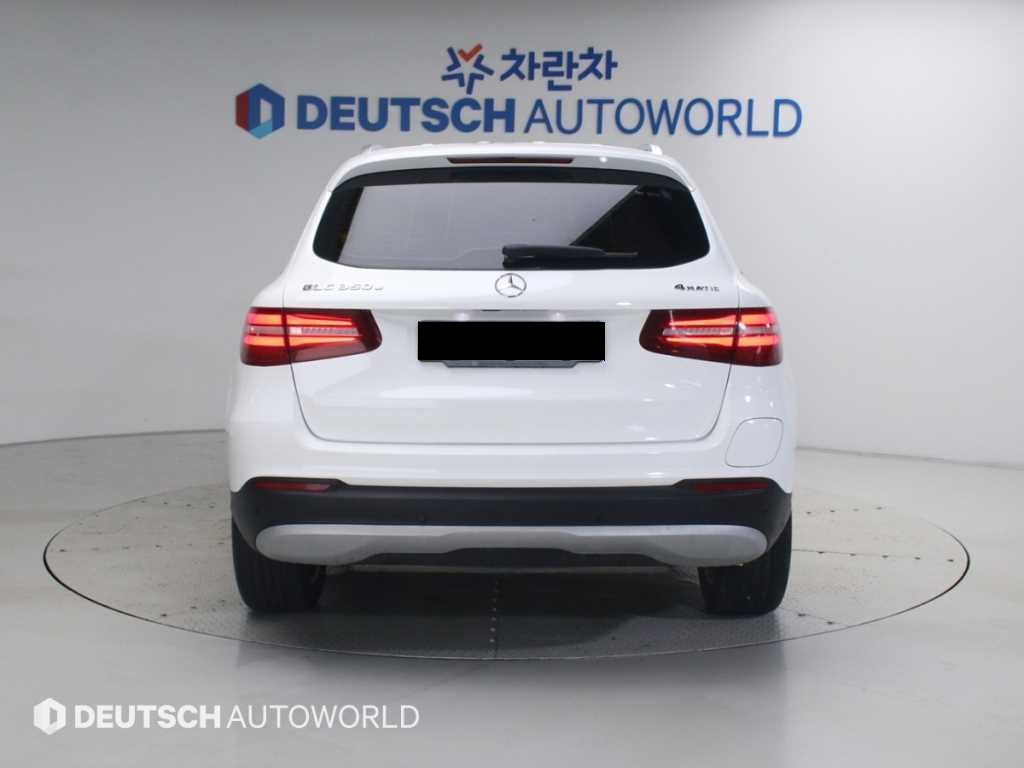 Mercedes-Benz GLC-Class — photo 04