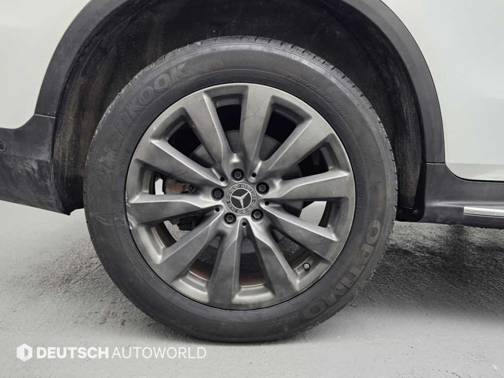 Mercedes-Benz GLC-Class — photo 05